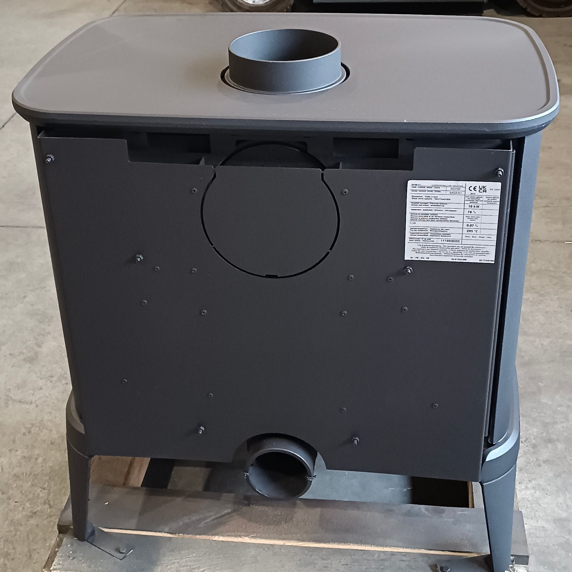 Poêle à bois en fonte raccordable - DOVRE Saga 301 10.5 kW