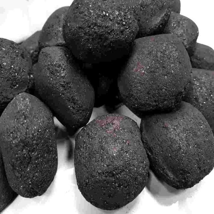 Boulets d'anthracite défumé Starcite 7,9 kWh/kg – Demi-palette de 500 kg en 20 sacs de 25 kg – Image 2